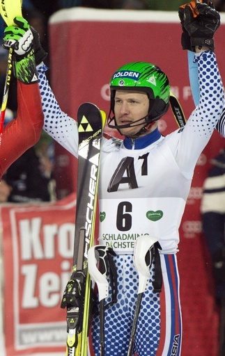 ホロシロフ、ロシアに約30年ぶりの優勝もたらす アルペンスキーW杯