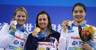 ソニが女子100メートル平泳ぎ連覇、世界水泳