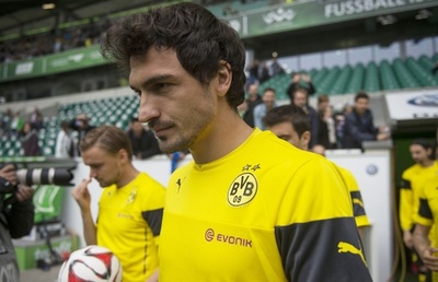 フンメルスがマンU移籍を拒否、ドルトムント残留へ 独報道