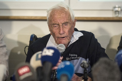 104歳豪科学者、「安らかに他界」 スイスの自殺ほう助機関発表