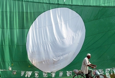 女装の男性16人、マレーシアのミス･ユニバース大会出場で逮捕