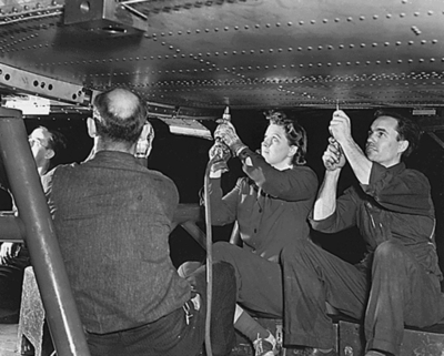 東京で第2次大戦中の不発弾撤去、1万6000人が避難