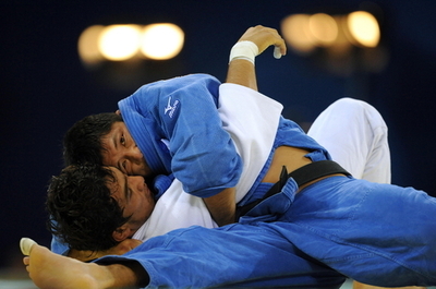 内柴 シャリポフを下し準決勝進出