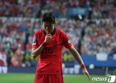 韓国サッカー代表、ビデオ通話中で露出の女性、内緒で録画