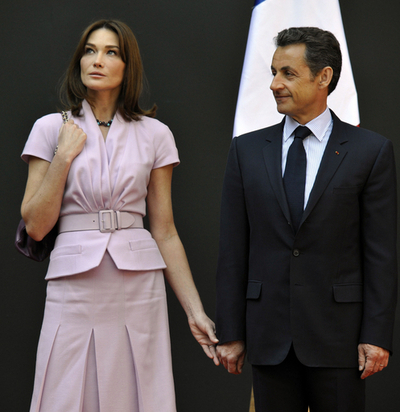 サルコジ仏大統領夫妻、メキシコを訪問