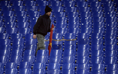 ローマにスタジアムの一部閉鎖処分、横断幕問題で