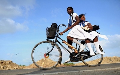 徒歩や自転車で通学すると集中力が高まる、デンマーク研究