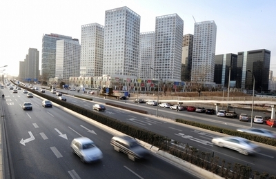 中国で13歳がバス乗っ取り、蛇行運転で12台に激突