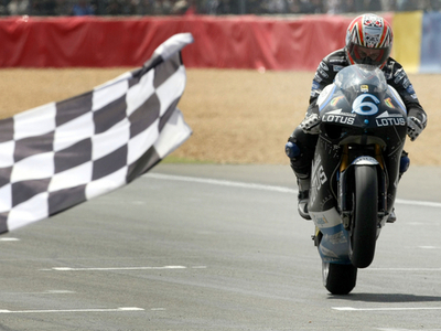 デボン フランスGP・250ccクラスを制しキャリア初優勝