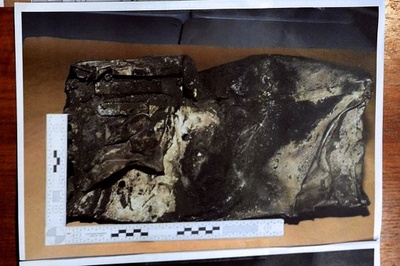 独墜落機のフライトレコーダーを発見、解析可能な状態