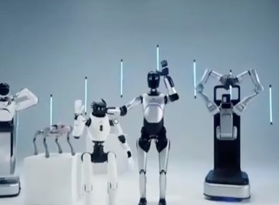 研究室から各産業現場へ 100超のスマートロボットが技術を披露