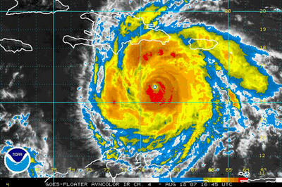 ハリケーン「ディーン」、カリブ海で猛威をふるう