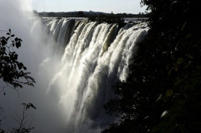 アフリカに世界最大の自然保護区、オカバンゴからザンベジ川流域