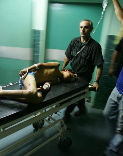 イスラエル軍のガザ地区への攻撃で11人が死亡