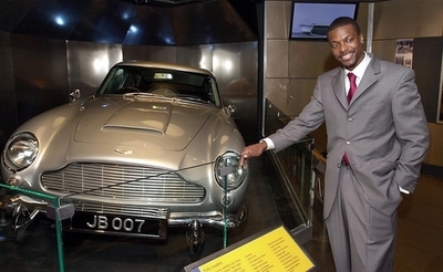 英国を最も象徴する車はボンド愛用の「アストンマーティンDB5」
