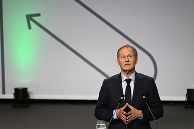 ブンデスチェアマン、出資計画撤回は「リーグにとってよくないこと」