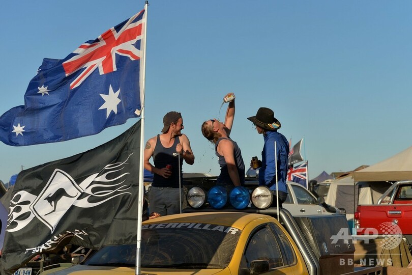 豪田舎町でピックアップトラックの祭典、6000台が集結