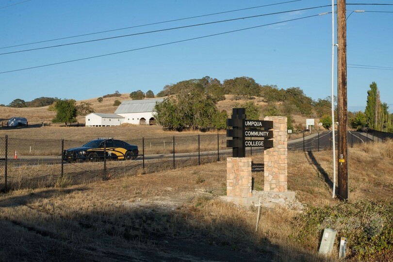 キリスト教徒に立てと命じ発砲、目撃者証言 米オレゴン州の銃乱射