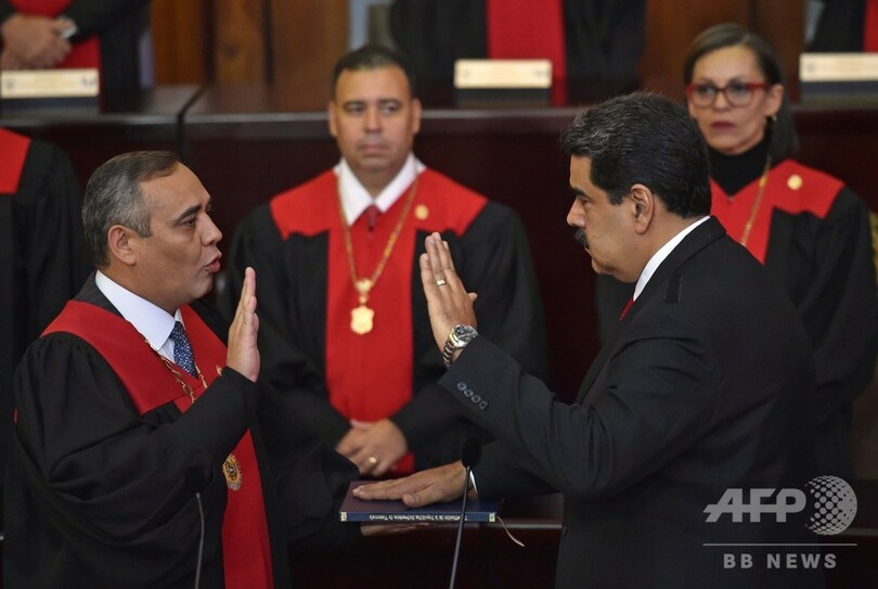 ベネズエラ大統領が2期目就任 周辺諸国は反発