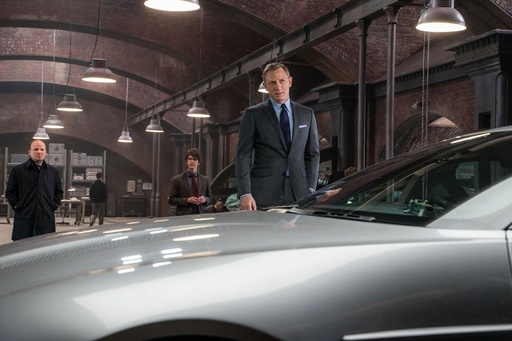 トム・フォード、007最新映画でジェームズ・ボンドの衣装をデザイン
