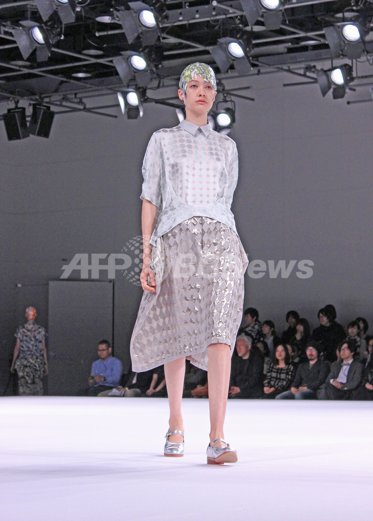 洋服にはない質感をテキスタイルで表現、「ミントデザインズ」新作発表
