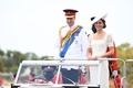 ジャマイカの首都キングストンで、士官学校の任官式に出席する英国のウィリアム王子とキャサリン妃（2022年3月24日撮影）。(c)Ricardo Makyn / AFP