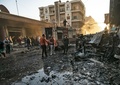 シリア北東部カミシリで起きた同時爆発の現場（2019年11月11日撮影）。(c)Delil souleiman / AFP