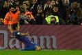 サッカースペイン国王杯準決勝第2戦、FCバルセロナ対アトレティコ・マドリード。先制点を喜ぶFCバルセロナのルイス・スアレス（2017年2月7日撮影）。(c)AFP/LLUIS GENE