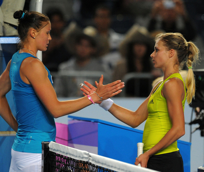 サフィナが途中棄権 キリレンコが準々決勝進出、全豪オープンテニス