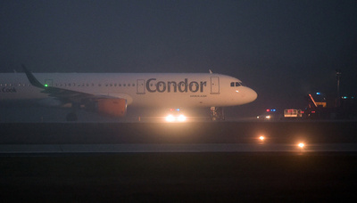 「機内に爆発物」との連絡で独機が緊急着陸、誤報と判明