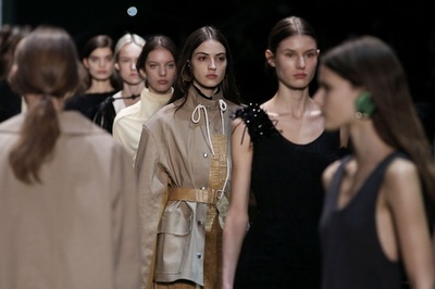 「セリーヌ」16/17年秋冬