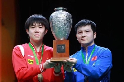 卓球男子シングルス世界ランク1位に初の2000年代生まれ