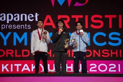 萱があん馬、南がゆかで銀メダル 世界体操