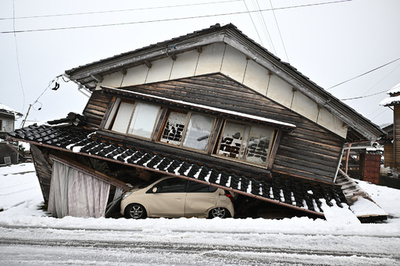 Number of missing in Japan quake jumps to over 300
