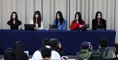 「NewJeansの契約解除通告は無責任」韓国芸能団体が相次ぎ批判…「K-POPの基盤を揺るがす」