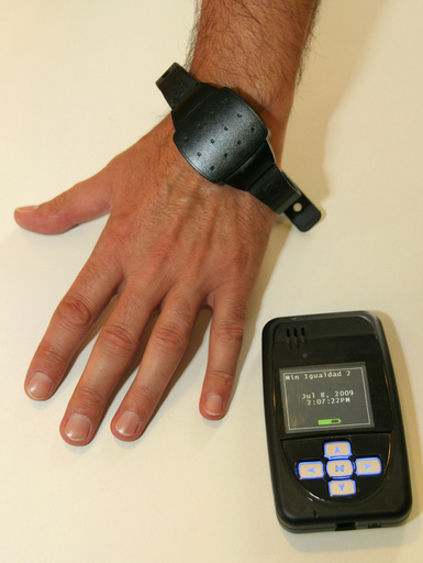 性犯罪者にGPS腕輪の着用を義務付け、スペイン