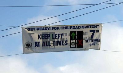 これで車が安くなる？サモアが左側通行へ変更