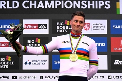 ファン・デル・プールが6度目の優勝 シクロクロス世界選手権