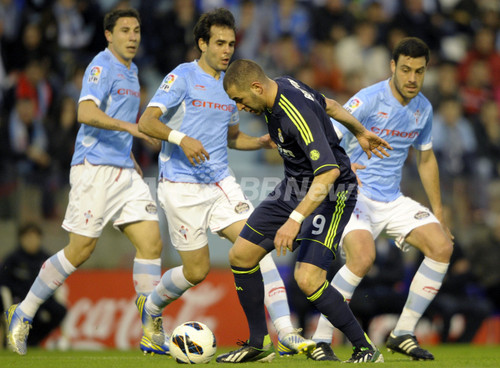 ロナウドの2得点でレアルが勝利 リーグ2位に 写真8枚 ファッション ニュースならmode Press Powered By Afpbb News