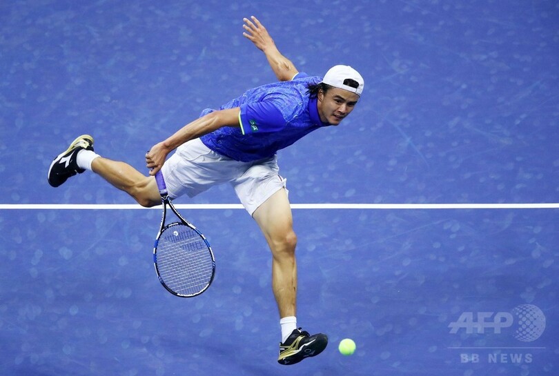 ダニエル太郎、1セット奪う健闘も及ばず 王者ナダルに逆転負け