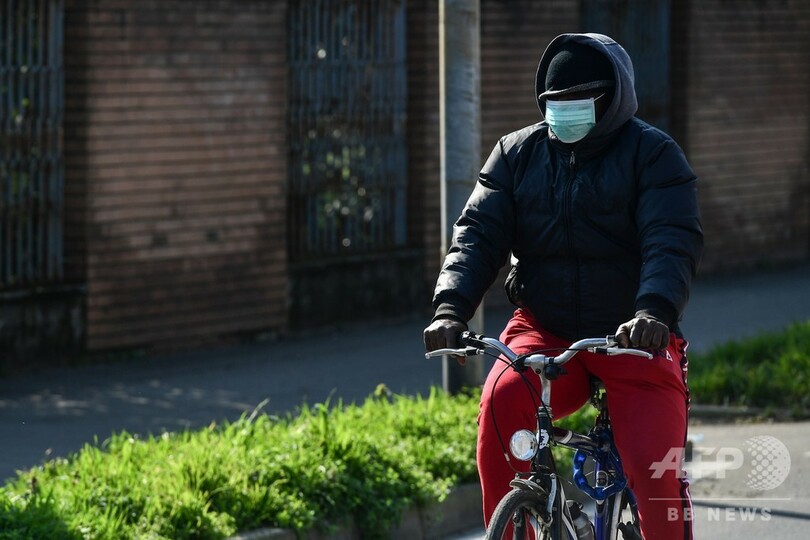新型ウイルス流行地域への出入りを禁止、感染者79人に急増 イタリア