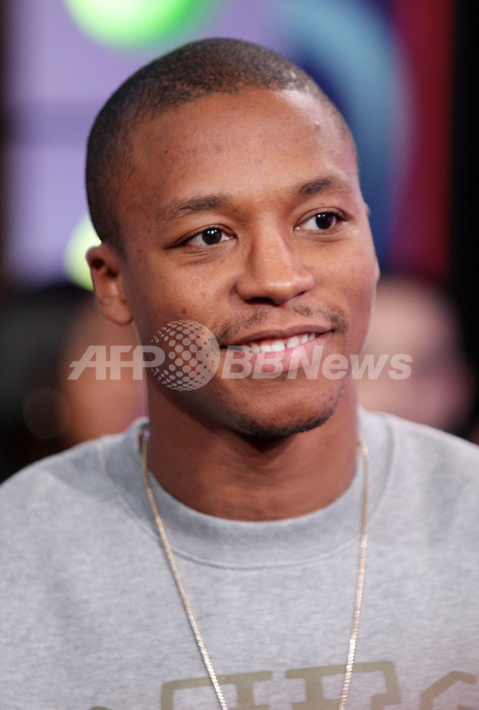 ルーペ・フィアスコ　MTV「Total Request Live」に出演