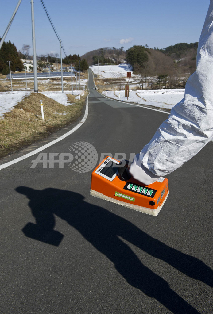 福島第1原発、タービン建屋の外にも高い放射線量の水 福島第1原発、タービン建屋の外にも高い放射線量の水