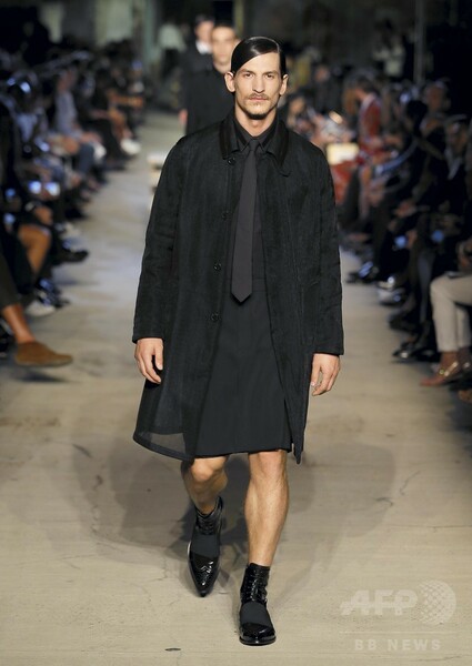 「ジバンシィ」16年春夏コレクション