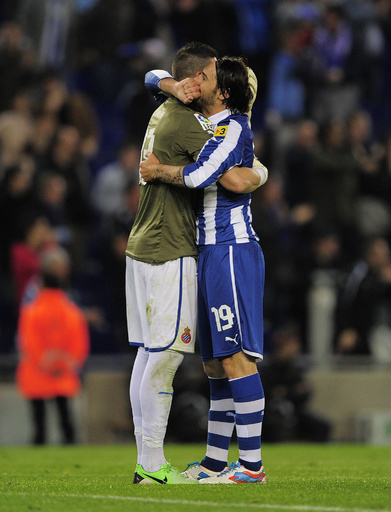 バレンシア、エスパニョールとドローで4位浮上ならず