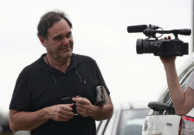 オリバー・ストーン監督がコロンビア人質事件の立会人に