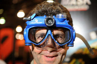 CES開幕、水中メガネ型ビデオカメラなど新製品続々