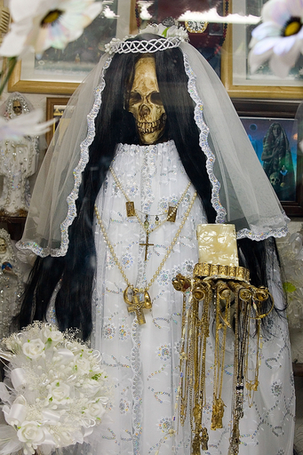 先住民時代から続くメキシコの「死の聖人」信仰