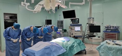 中国 8歳女児が脳死 両親が肝臓と腎臓の提供を決断 3人の患者へ