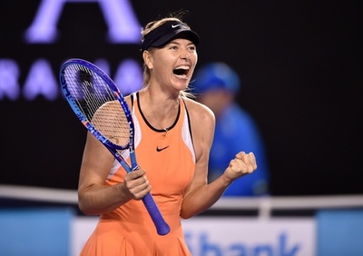 シャラポワ、新鋭ベンチッチに苦しめられるも8強 全豪オープン